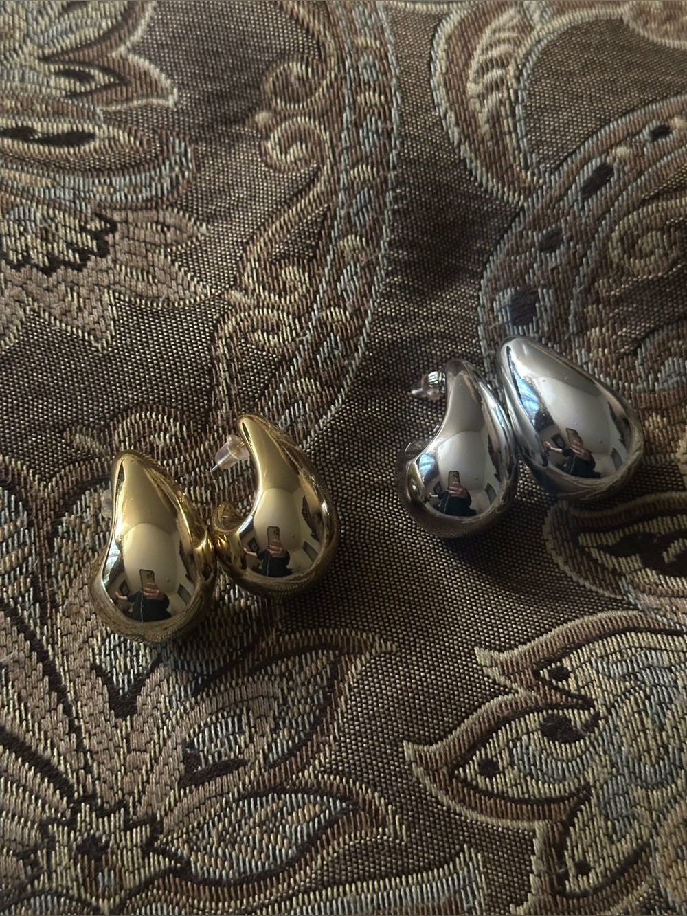 2 pairs Gold and Silver Teardrop Hoop Earrings - Women Accessories